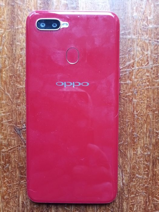 Продам смартфон Oppo a5s