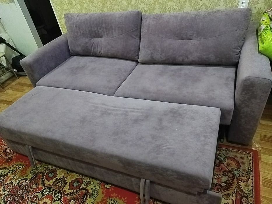Продам диван ширина 2 метра