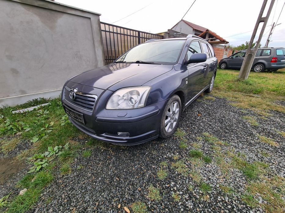 Dezmembrez Toyota Avensis 2.2 dcat 177 cp