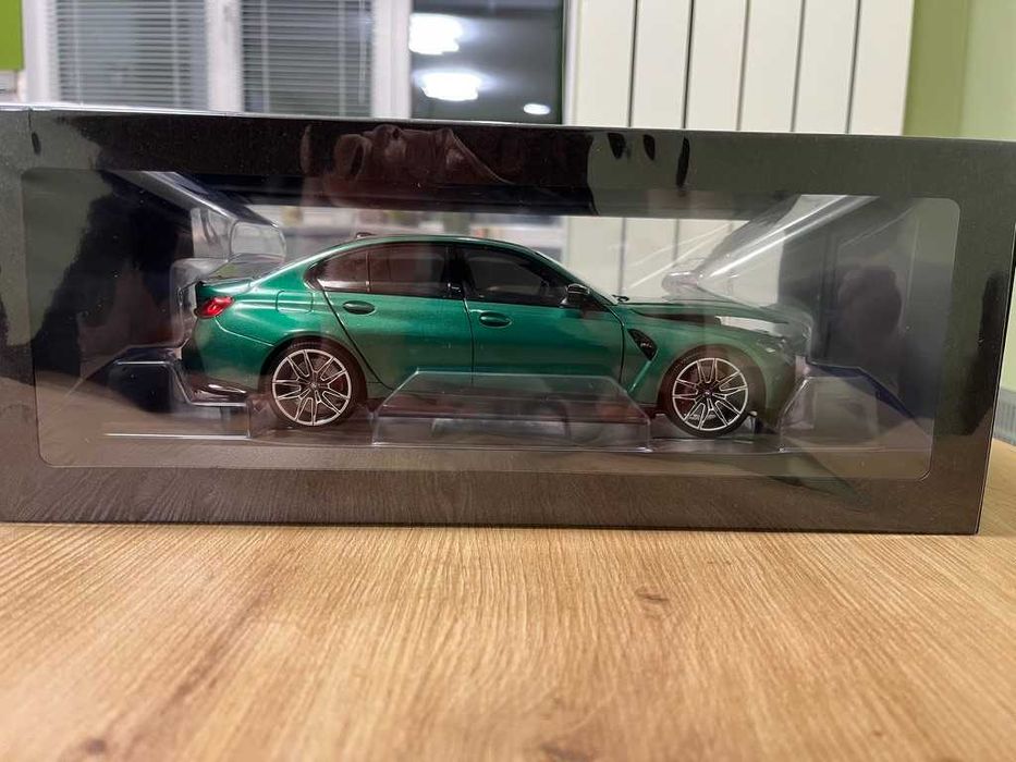 BMW M3 G80 1:18 Green Metallic (Dealer edition - Minichamps)