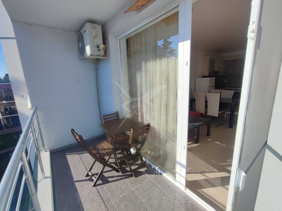 Тристаен апартамент в Несебър 70615