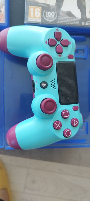 Плейстейшън 4 Playstation 4 и 6 игри