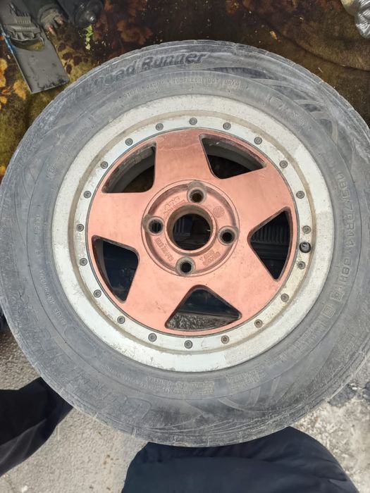 Диски   R14  с шинами продам