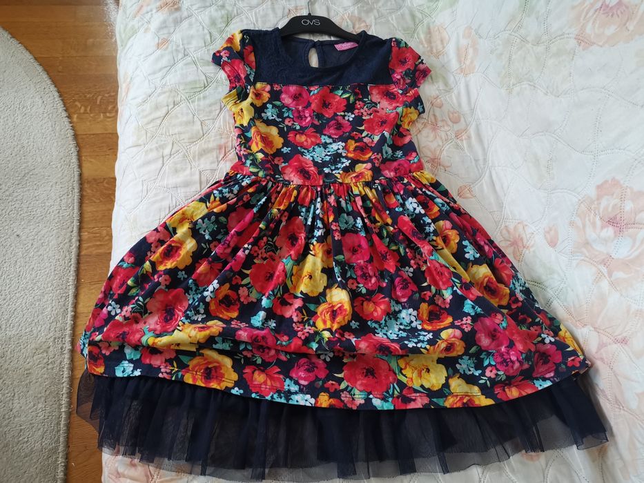 Красива детска рокля