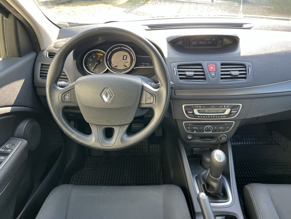 RENAULT Megane 2009 — imagine 4