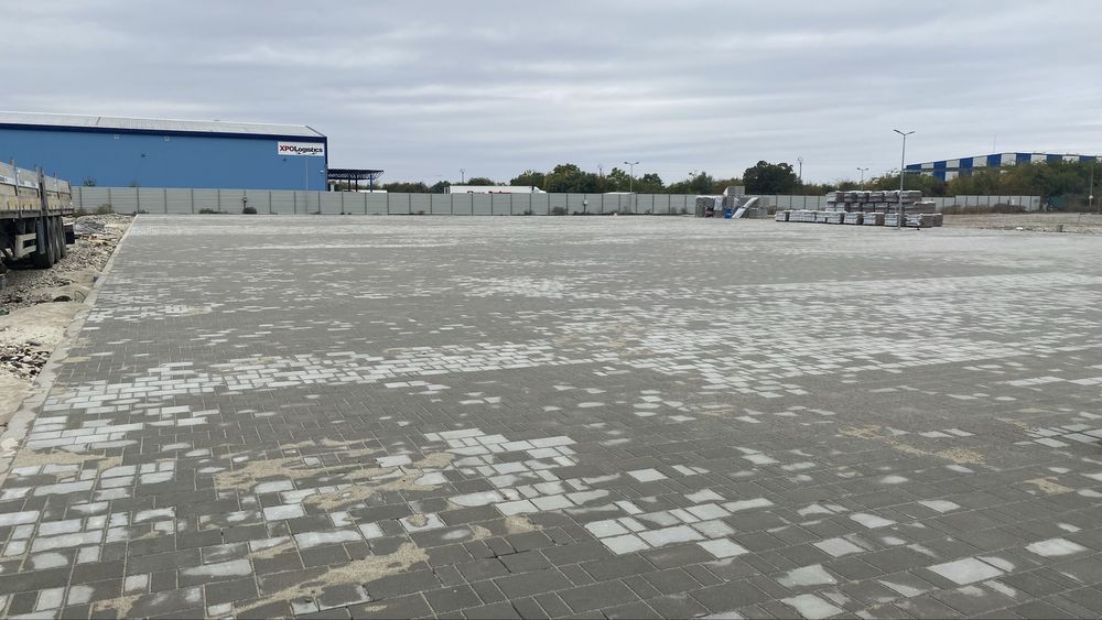 Inchiriez teren 1€/mp