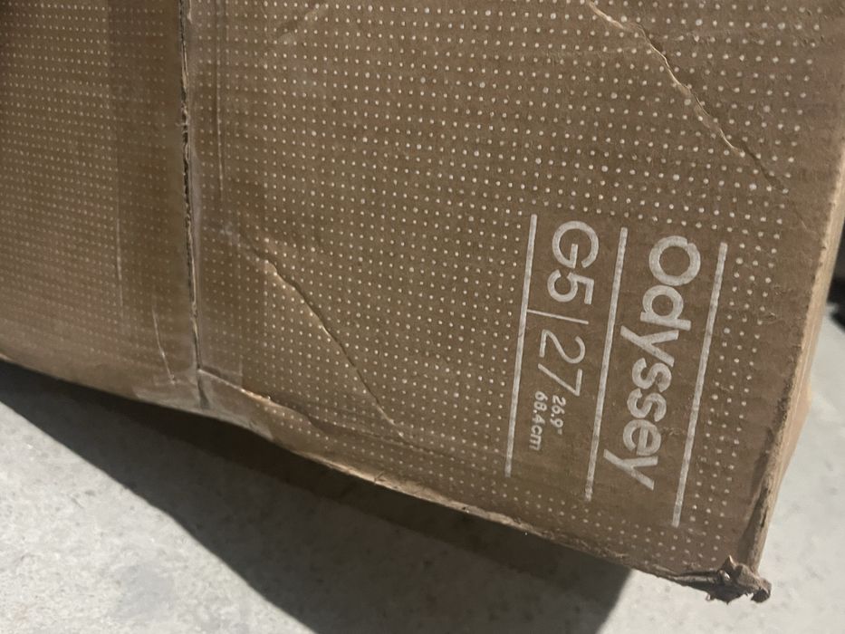 Monitor Samsung Odyssey G5 27  curbat QHD 165 Hz sigilat