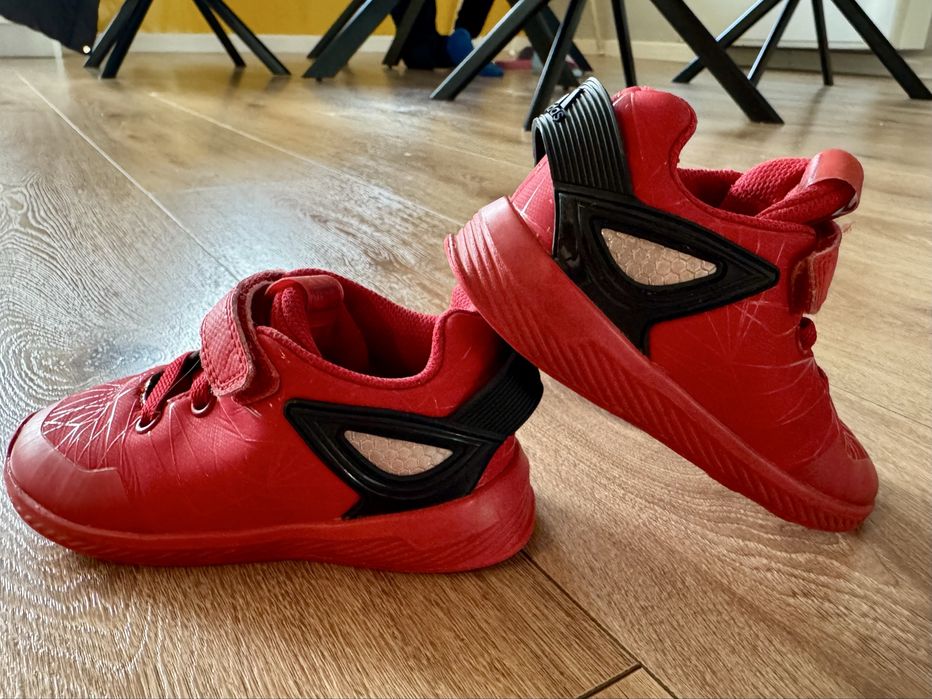 Детски маратонки Adidas Spiderman Marvel 24