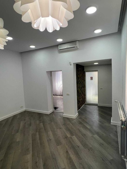 3 camere de inchiriat