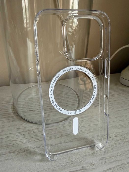 Чехол iPhone 16 pro magsafe
