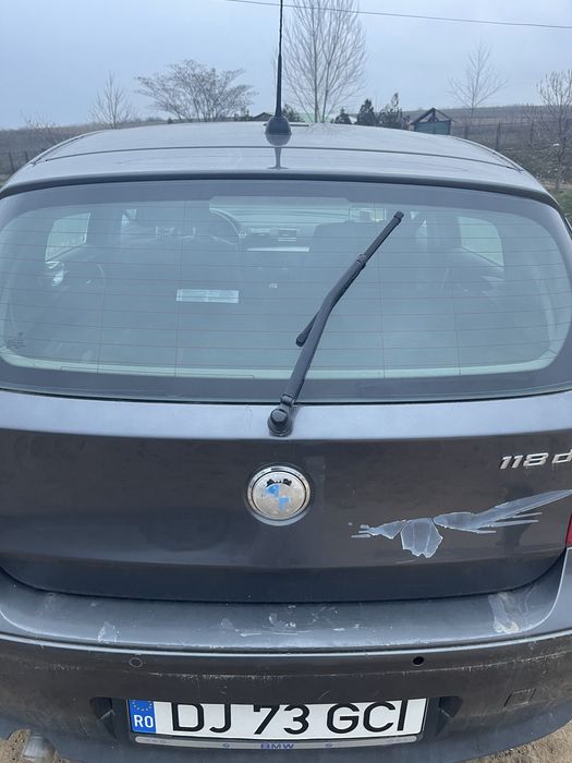 Dezmembrez Bmw Seria 1 E87