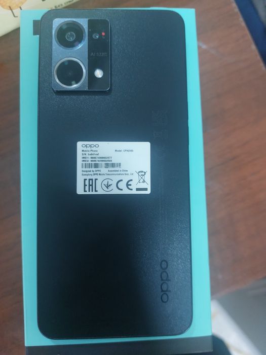 Oppo Reno 7 в хорошем состоянии