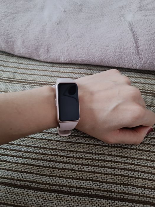 Фитнес гривна Huawei Band 6
