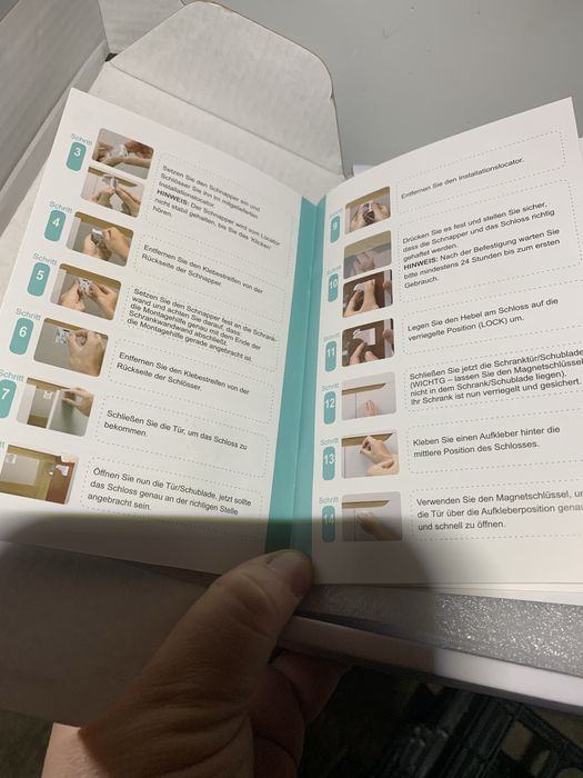 Inchizatoare noi cu magnet pentru copii mici