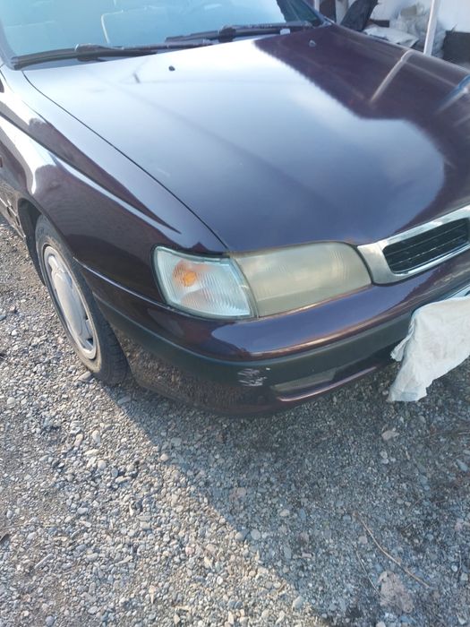 Продам машину Toyota Karina E