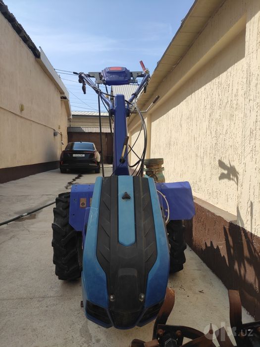 Motokultivotor va frezr 15 ot kuchi