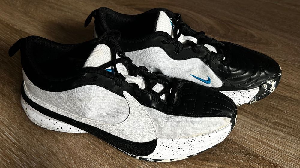 Маратонки Nike, номер 39