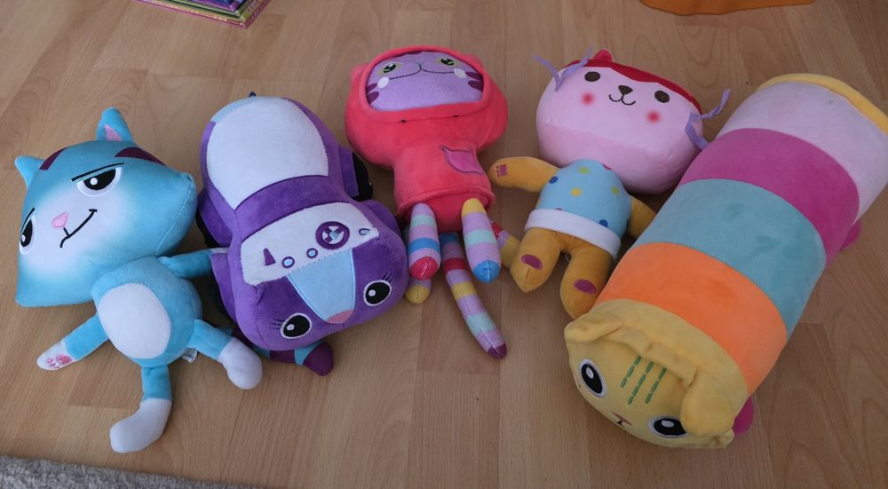 Set 5 Papusi plus Gabby's Dollhouse,20x27cm