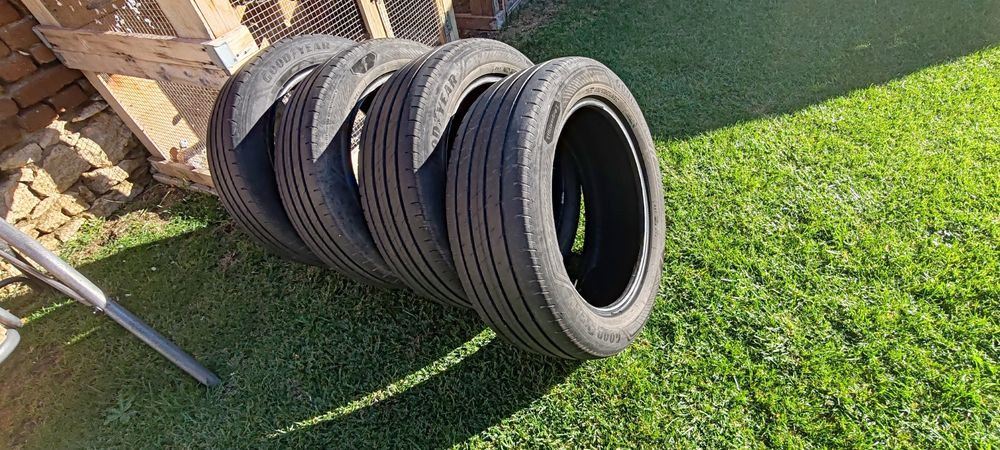 Летни гуми 235/55/19