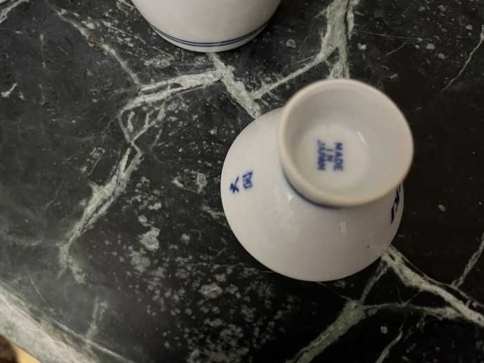 Rafinat set portelan pentru servire sake-tokkuri-ochoko-Japonia