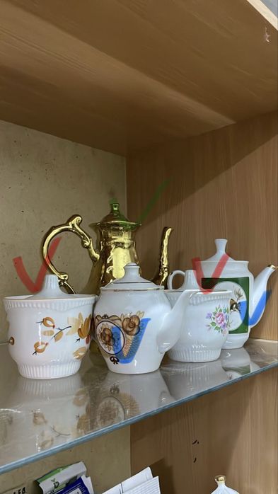 Продам заварные чайники и сахарници