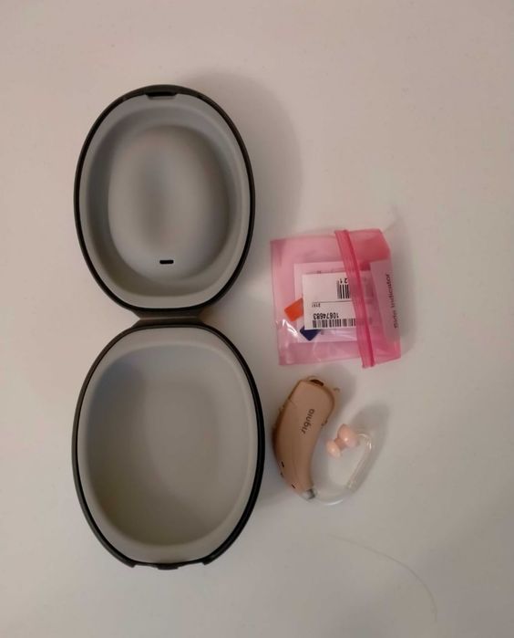 Продам слуховой аппарат