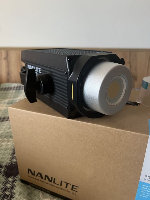 Диодно осветление Nanlite FS-150B Bi-color