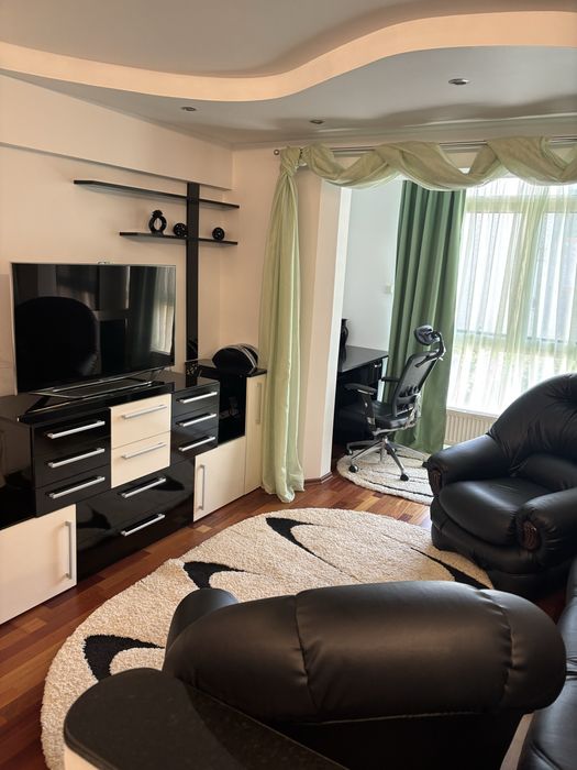 Apartament de inchiriat