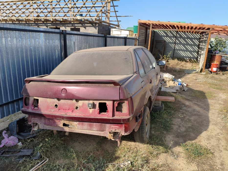 Пассат В3 седан .