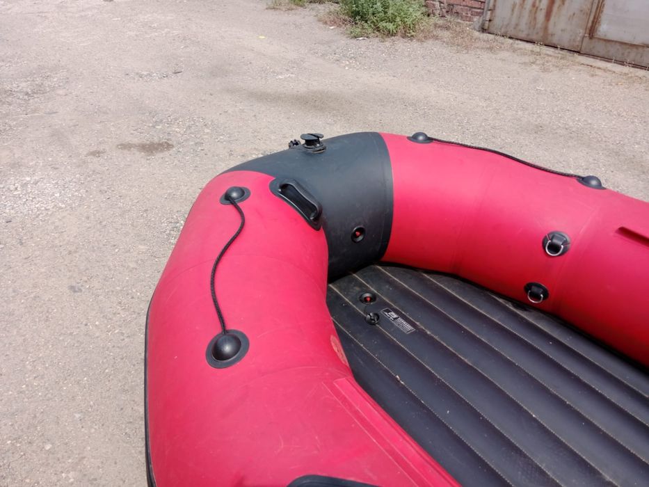 Для передвижения по воде.