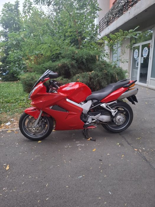 Honda vfr 800 vtec