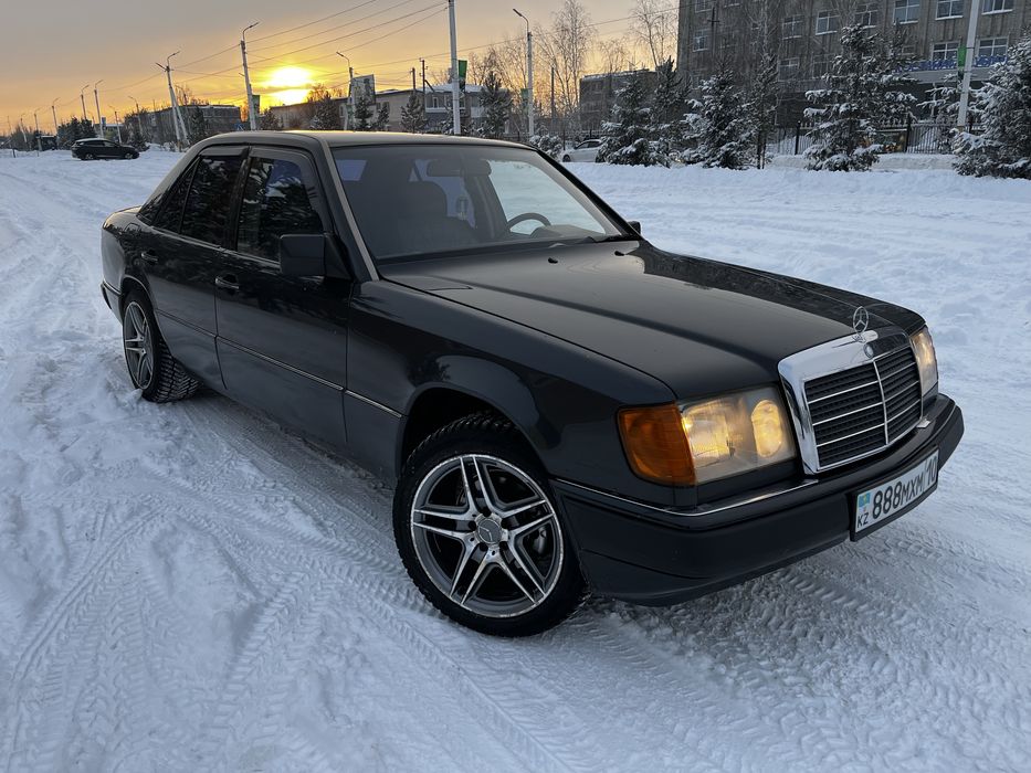 Mercedes Benz W124