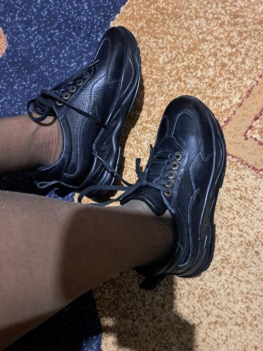 Заря кожанные женская крассовка