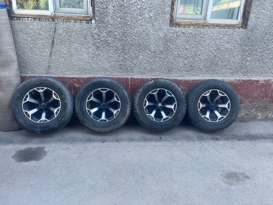 Продам колеса с дисками