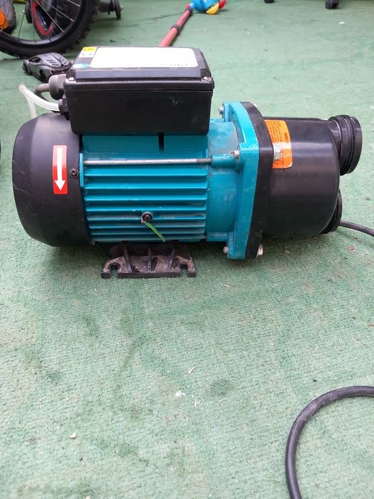 Vând motor de cada cu hidromasaj