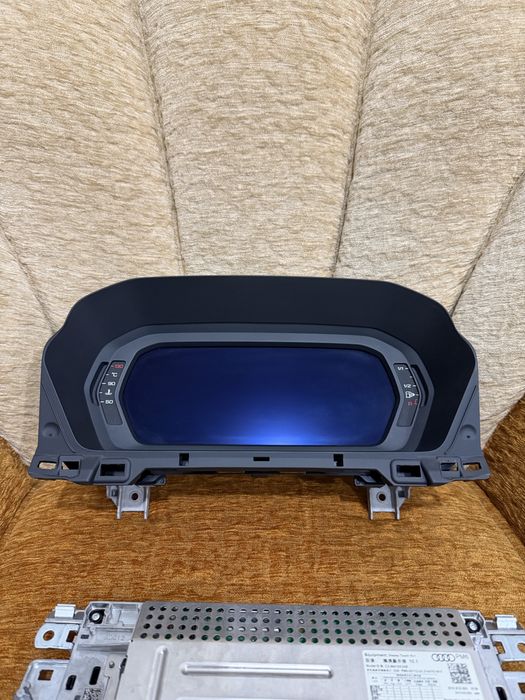 Navigatie / Ceasuri bord / Climatronic Audi A3 8Y 2020-2025