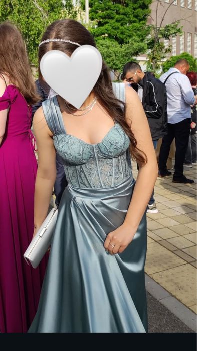 Бална рокля нова