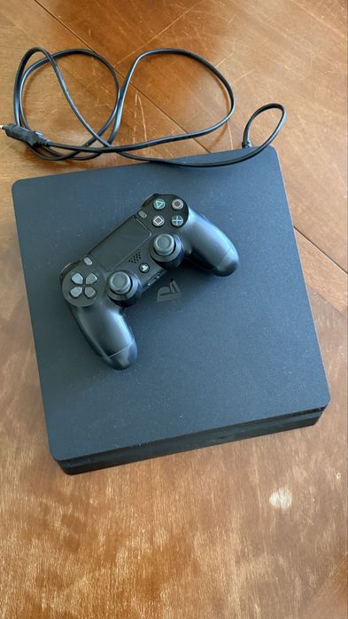 Sony Playstation 4 Slim