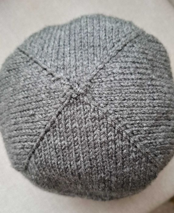 Caciula (fes ) barbati tricotat manual