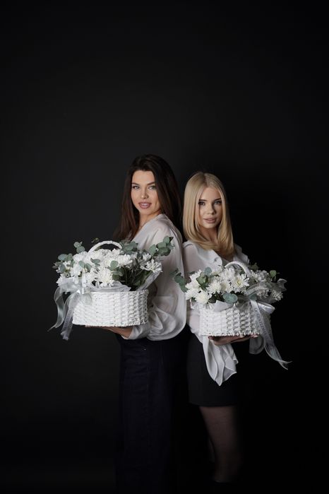 Продам цветы игрушки