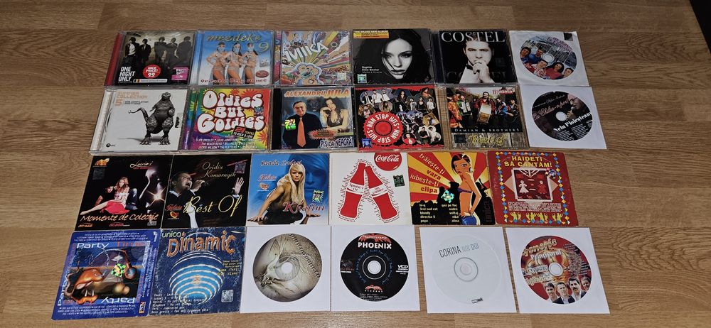 Cd-uri / casete muzica  : Andre, Directia 5, Phoenix, Cargo, Azur