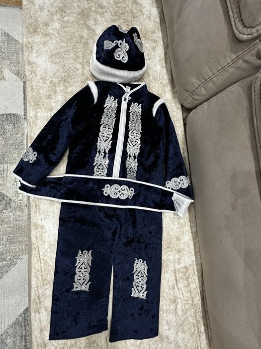 Продам национальный костюм