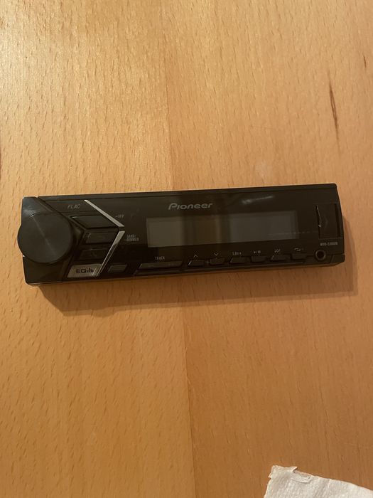 Продавам части за audi