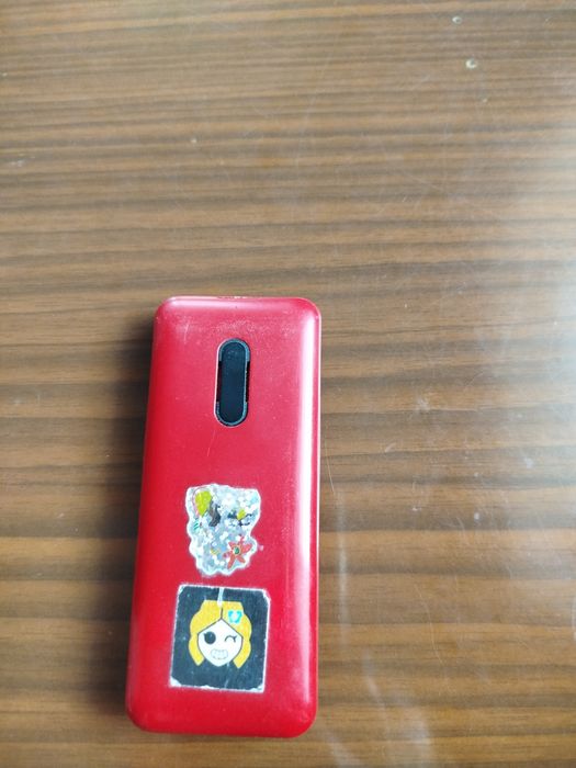 Продается телефон