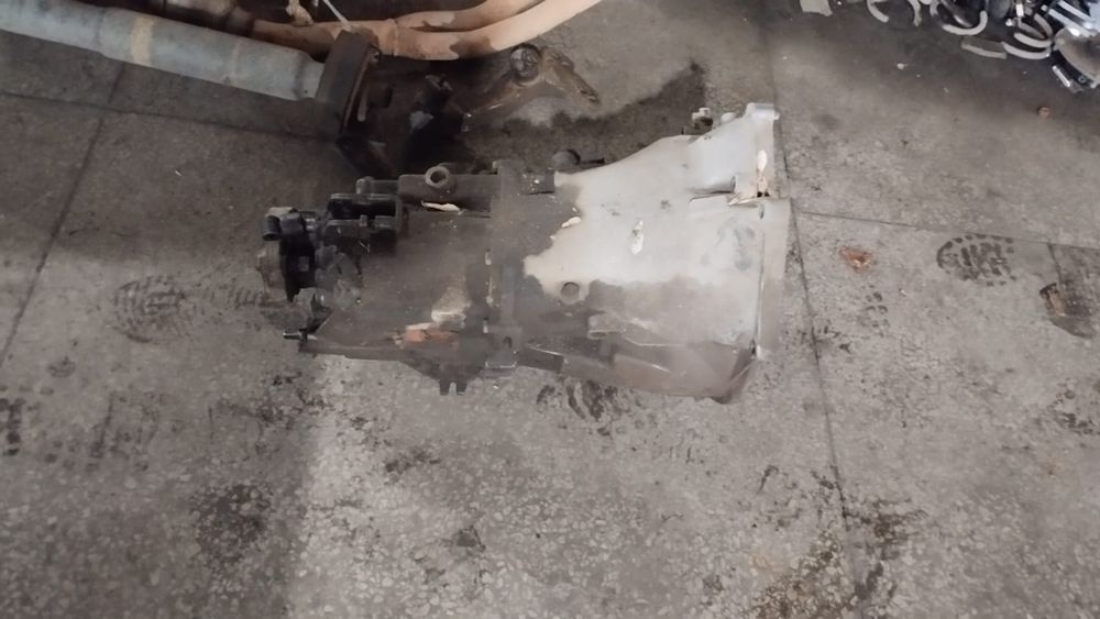 Запчасти БМВ Е36 м40