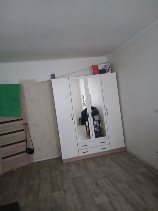 Сдам 1комнатную квартиру район детсад  1этаж