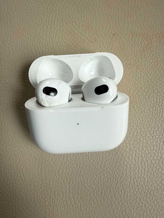 Apple AirPods 3rd Gen – оригинални