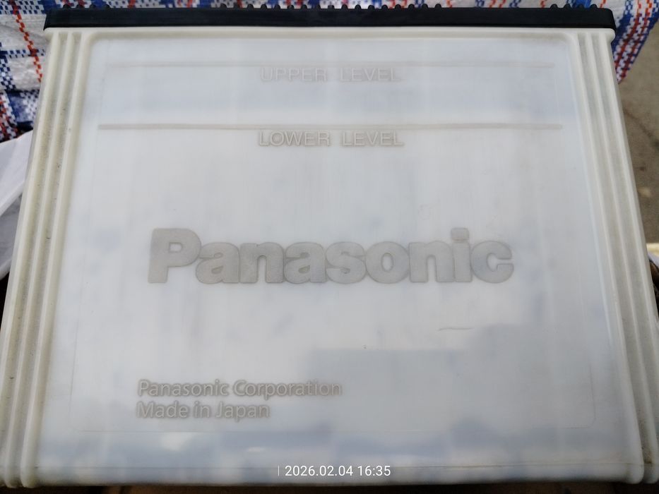 Продам свинцово-кислотный аккумулятор " Panasonic " !