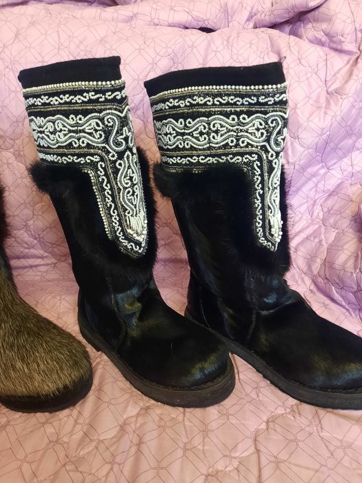 Продаются унты с якутии 39р