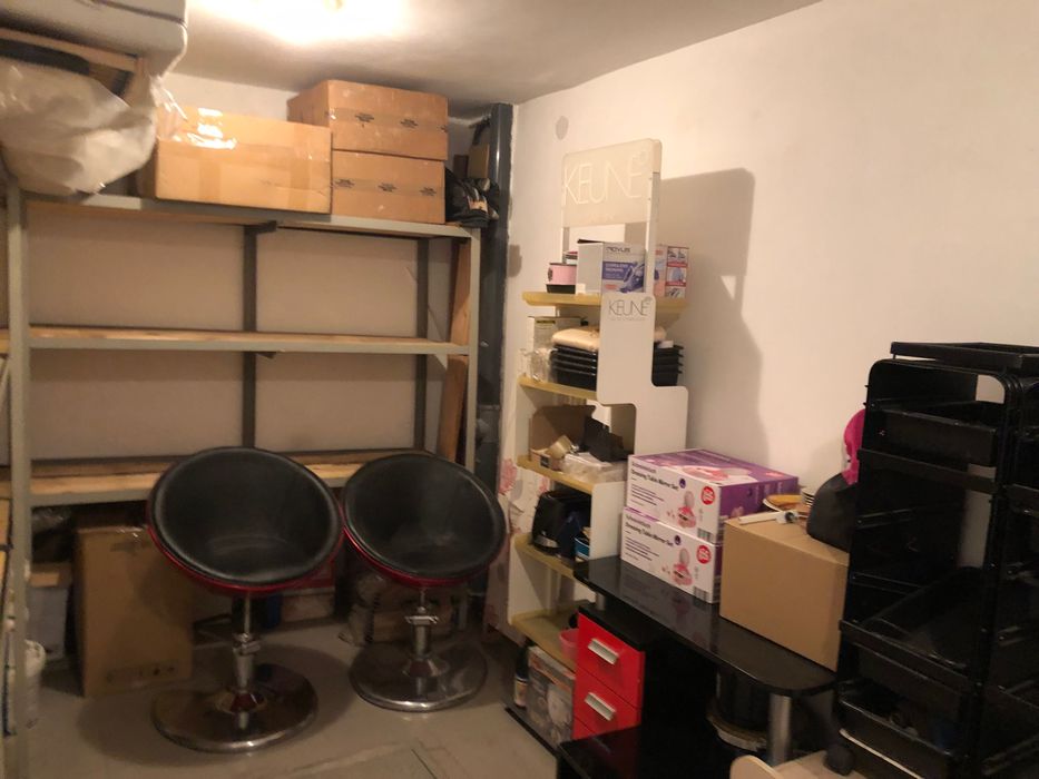 Дава се под наем Склад в София, Зона Б-19 - 30 кв.м за 117.3 € - Снимка #2